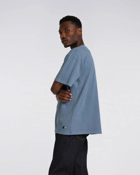 Edwin Oversize Basic T-Shirt - Indigo 3 Edwin Oversize Basic T-Shirt - Indigo